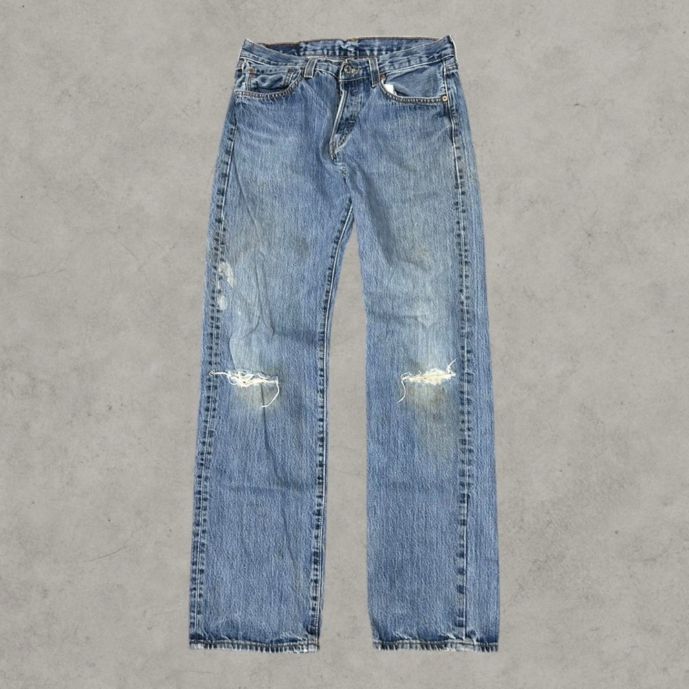 Levi's 501 Jeans Mens 32x34 Blue Straight Leg Button Fly Workwear Faded Distress